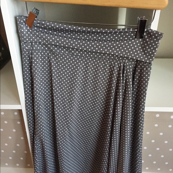 Max Studio Skirt - Picture 2 of 4